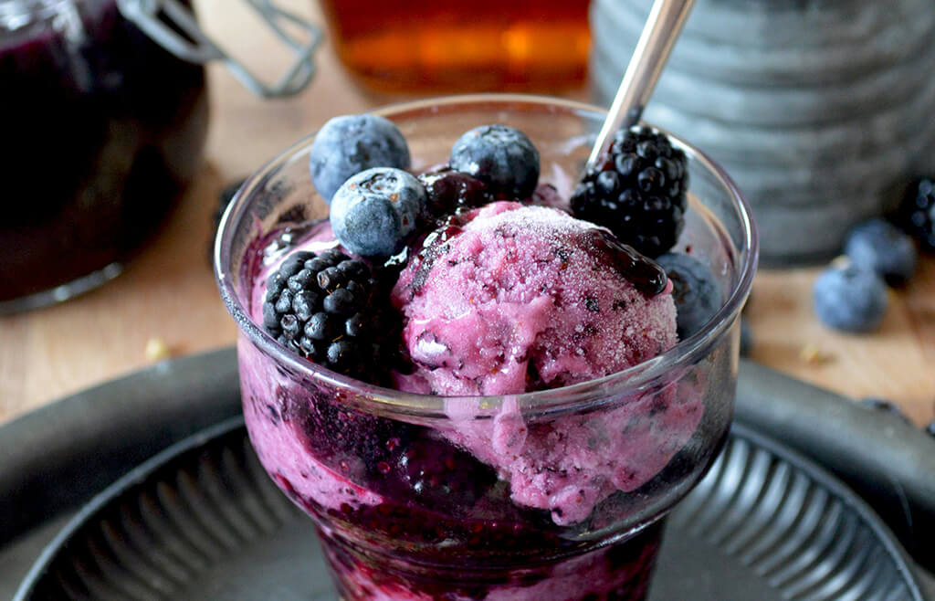 Dairy & Ice Cream: Blueberry Ice Cream - ICG Flavours